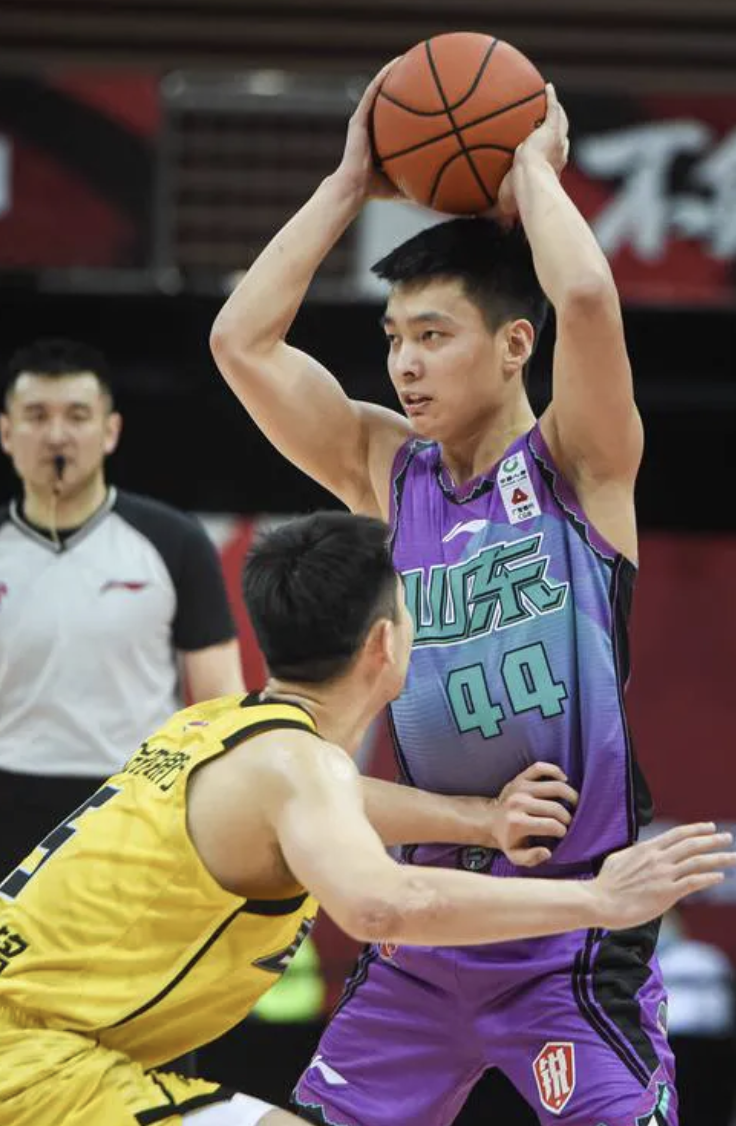 山东男篮势不可挡，继续保持强势
