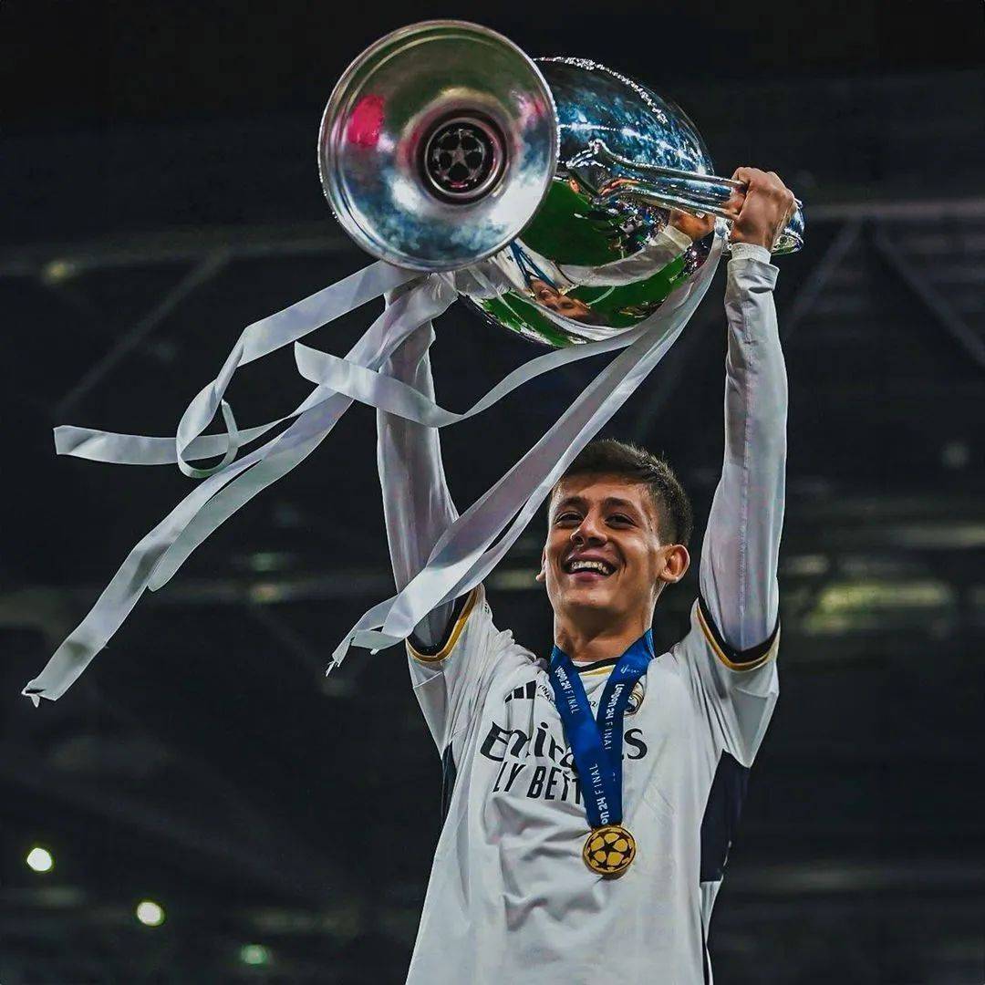 博斯尼亚光芒耀眼!欧洲杯潜力无限 博斯尼亚光芒耀眼!欧洲杯潜力无限