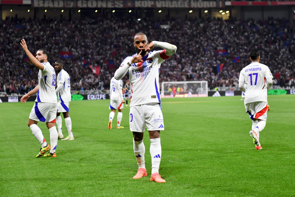 关于尼斯主场不敌里昂，遭遇连败的信息