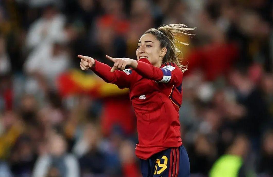 包含埃及女足在比赛中再次赢得胜利的词条